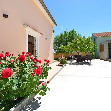 Апартаменты Kokic Pridraga